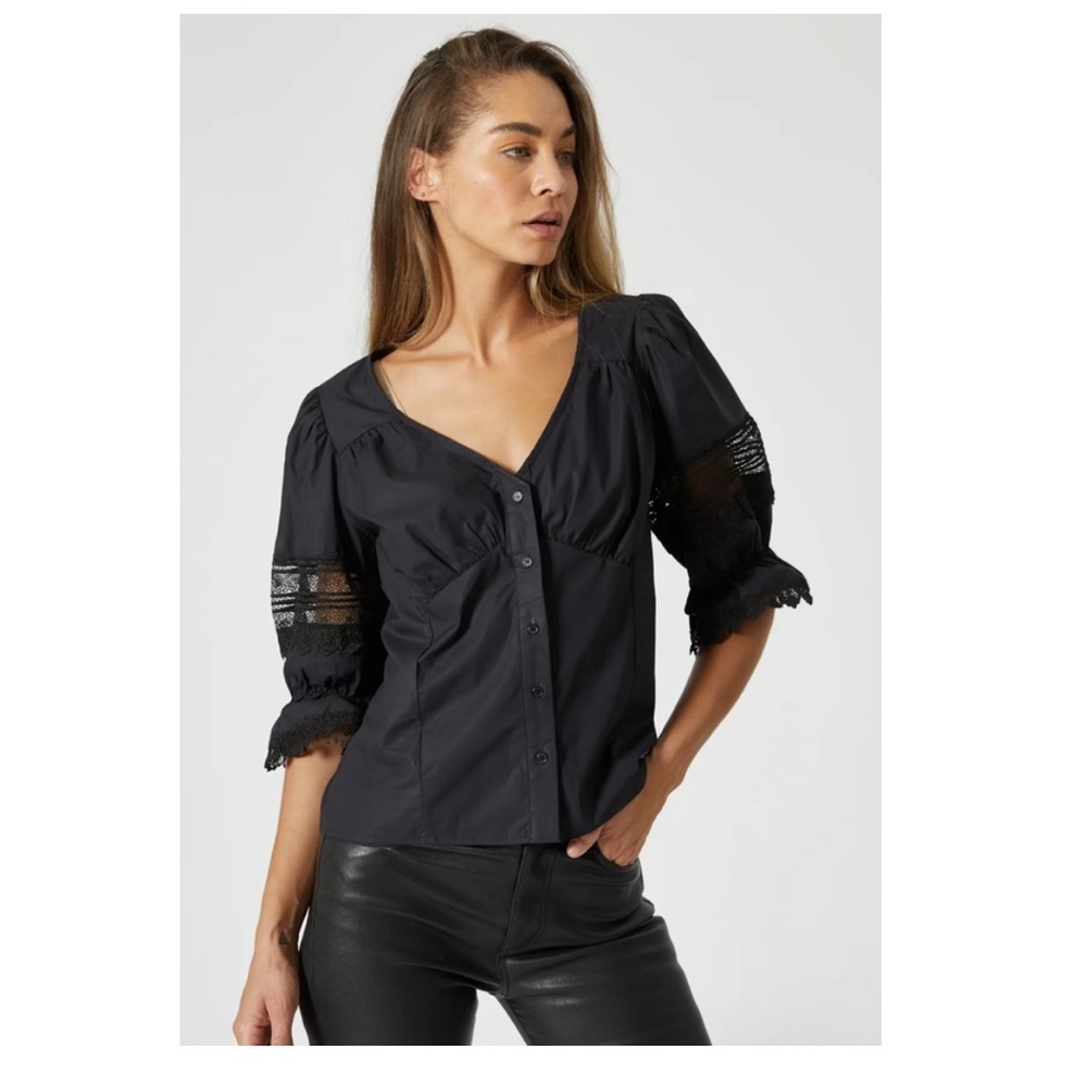 The Shirt Rochelle Behrens top